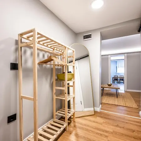 Apartman Inviting 1br Flat With Ac In Cihangir District